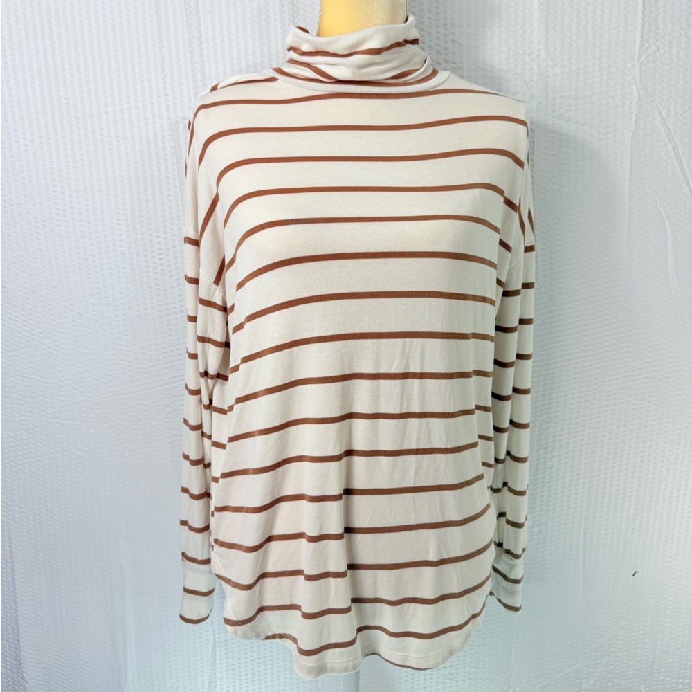 Women’s LOFT Cream, Stripes, Long Sleeve Soft Turtleneck Shirt Size Medium